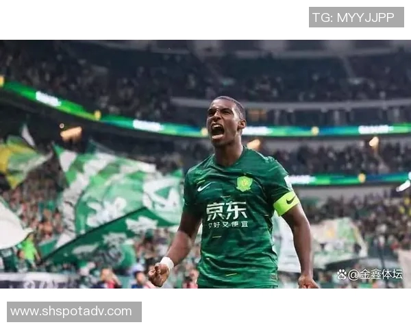 国安亚冠大轮换惨败0-3引发球迷愤怒传奇队长无奈回应