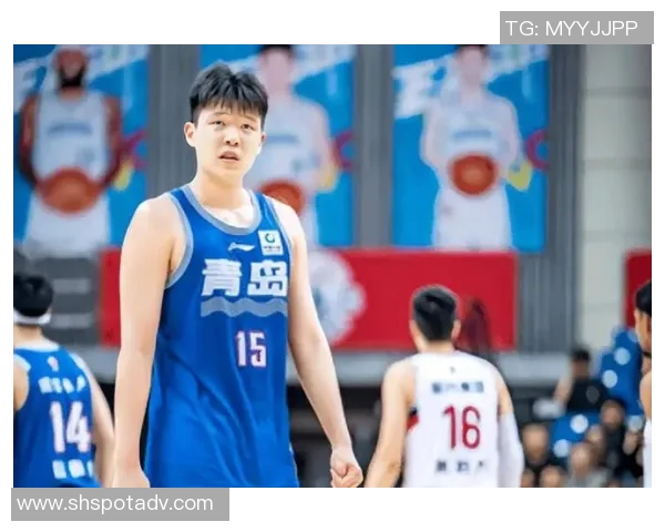 杨瀚森表现低迷,状元31分钟仅2分,正负值全场最低 杨瀚森表现低迷,状元31分钟仅2分,正负值全场最低