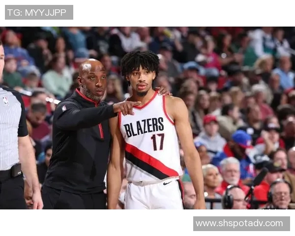 Shams:比卢普斯和罗齐尔离队期间不会获得薪水 Shams:比卢普斯和罗齐尔离队期间不会获得薪水