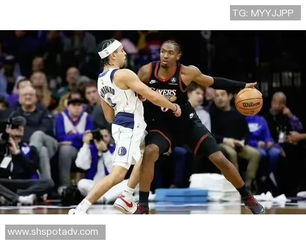 马克西38分76人末节逆转独行侠浓眉24+14埃奇库姆26分